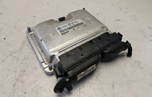 Audi A6 S6 C5 4B Headlight ballast module Xenon 8E0907401T 1039S02763 0281011444