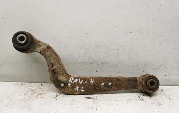 Toyota RAV 4 (XA30) Rear suspension control arm 