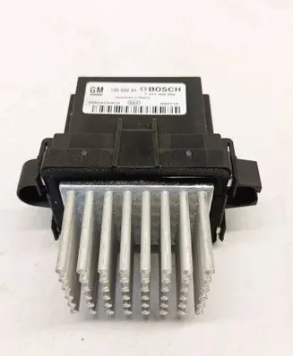 Opel Astra J Heater blower motor/fan resistor 13503201 032712 SMU4C4RL0