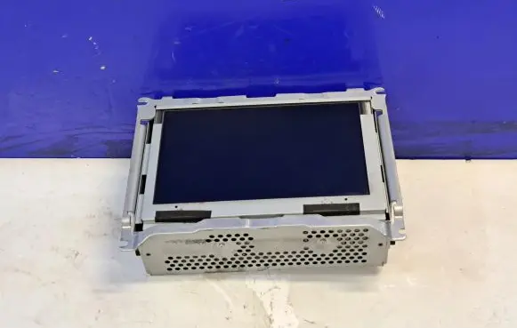 Jaguar XF X250 Screen/display/small screen 8X2310E889AD