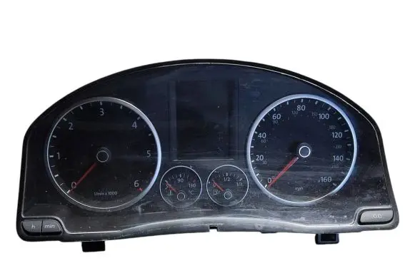 Volkswagen Tiguan Speedometer (instrument cluster) 5N0920970D V0004000 110080360