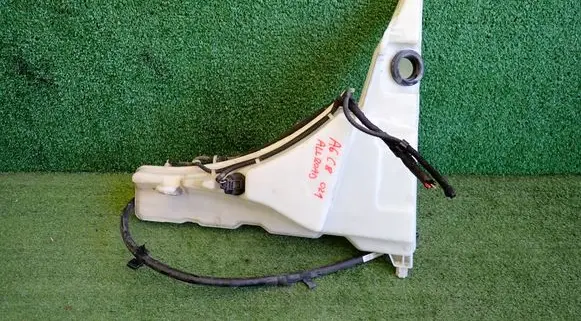 Audi A6 S6 C8 4K Windshield washer fluid reservoir/tank 4K0955451F