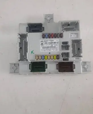 Alfa Romeo Stelvio Fuse box set 503441770004 00505450580 10R051775