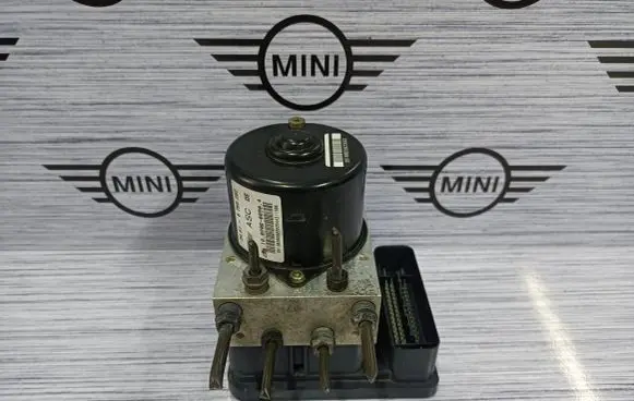 Mini One - Cooper Cabrio R52 ABS Pump 6765284 6765282