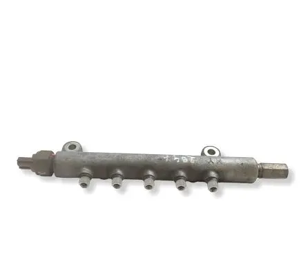 Nissan Navara D40 Fuel main line pipe 