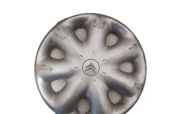 Citroen Xsara Picasso R15 wheel hub/cap/trim 9634799780