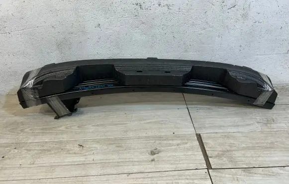 Nissan Leaf II (ZE1) Rear beam 