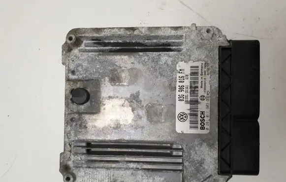 Volkswagen PASSAT B6 Engine control unit/module 03G906016FM 0281011903