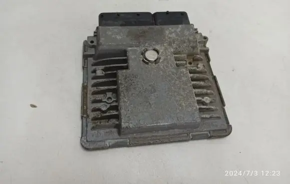 Volkswagen Golf VI Engine control unit/module 03F906070FS 03F907309R