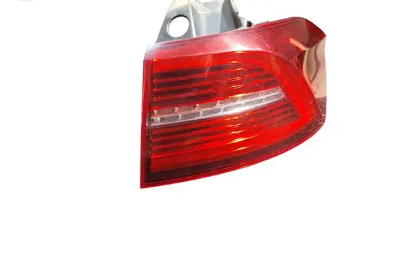 Volkswagen PASSAT B8 Rear/tail lights 3G9945208