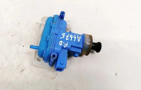 Audi 80 90 B3 Central locking vacuum pump 893862153C
