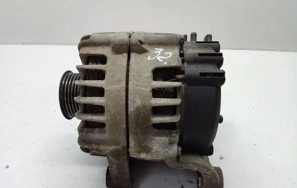 BMW X1 E84 Generator/alternator 7802261 2543461F FG18S019