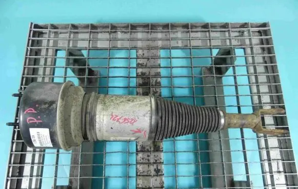 Jaguar XJ X350 Front shock absorber/damper F308609001 IMPRK1256724