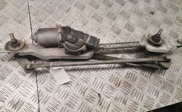 Opel Insignia A Front wiper linkage and motor 13227392