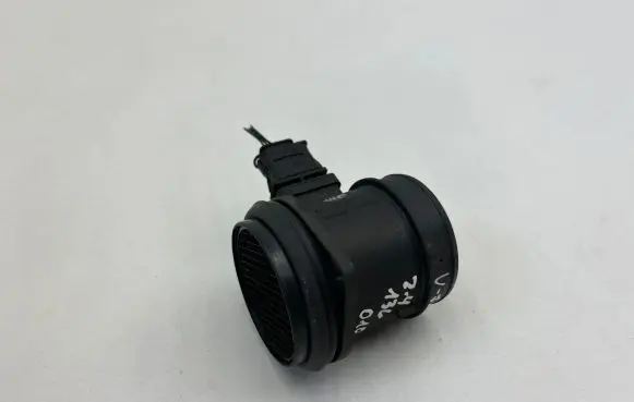 Volvo V70 Mass air flow meter 0281006184