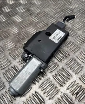 Nissan X-Trail T32 Sunroof motor/actuator GNA32090997 NA32N05 5F16010934