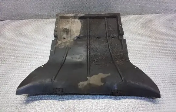 Engine splash shield/under tray