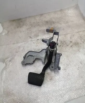 Audi A6 C7 Brake pedal 4H1723140A