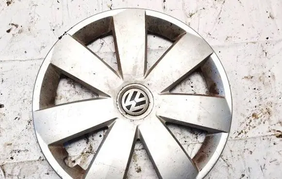 Volkswagen PASSAT B7 R16 wheel hub/cap/trim 1t0601147e