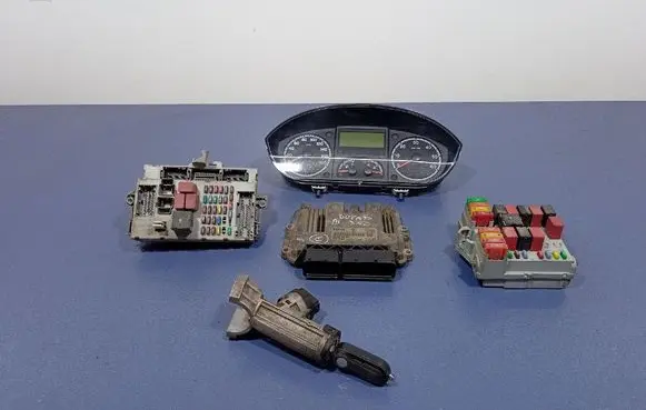 Fiat Ducato Engine control unit/module ECU 51822926
