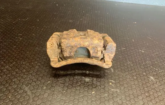 Hyundai Terracan Rear brake caliper 