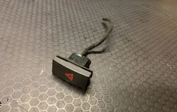 Ford Focus C-MAX Hazard light switch 13A350AB 02122005