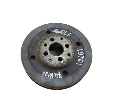 Volkswagen Golf IV Crankshaft pulley