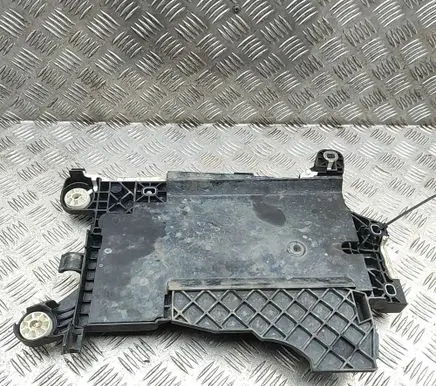 BMW 1 F40 Battery box tray 9387574