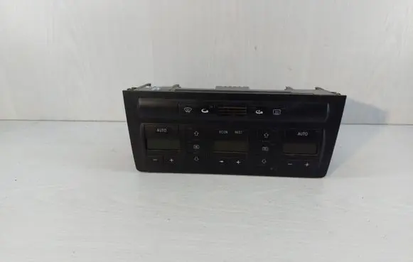 Audi A8 S8 D2 4D Climate control unit 4D0820043M