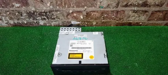 Audi A6 S6 C6 4F CD/DVD changer 4E0910110H 4E0035110A