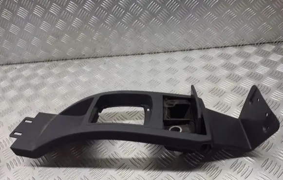 Volkswagen Polo IV 9N3 Center console 6Q1863241