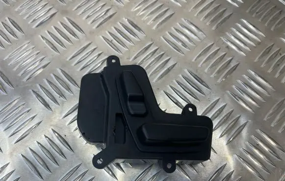 Mercedes-Benz E W211 Seat control switch 2118211258