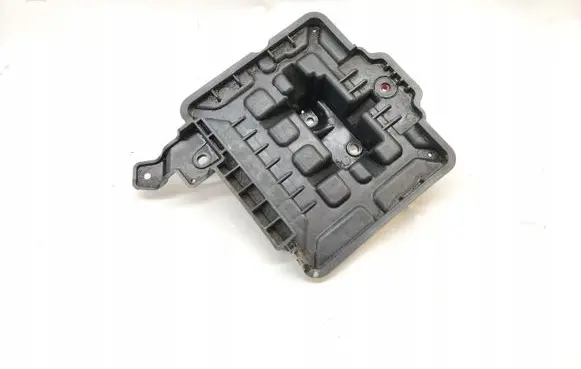Battery tray