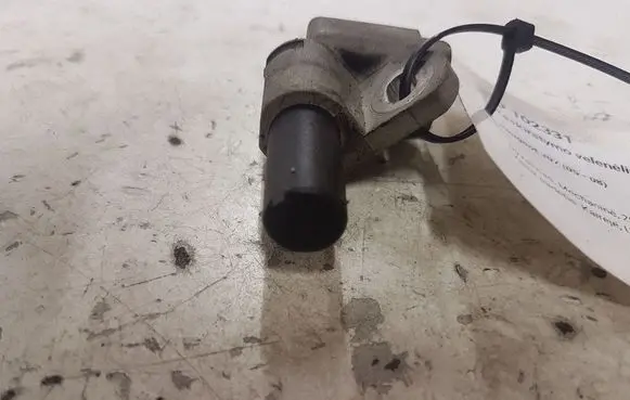 Peugeot 307 Camshaft position sensor 9628559980
