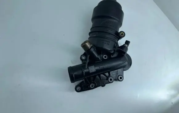 Audi A7 S7 4G Oil filter mounting bracket 059115389T
