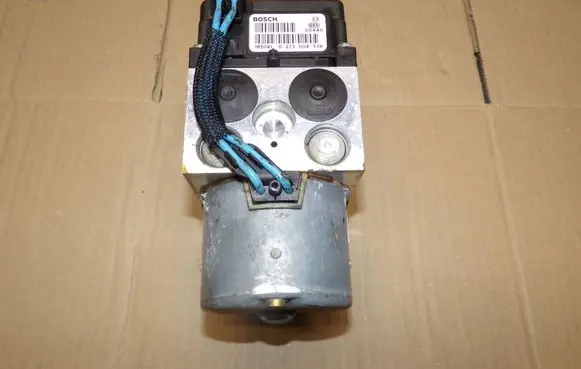 Nissan Micra ABS Pump 0273004539