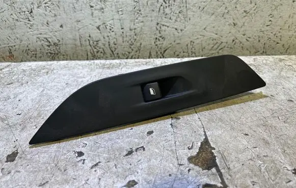Peugeot 208 Electric window control switch 98044803ZD