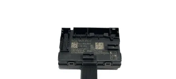 Skoda Octavia Mk3 (5E) Door control unit/module 5Q4959393F 29992