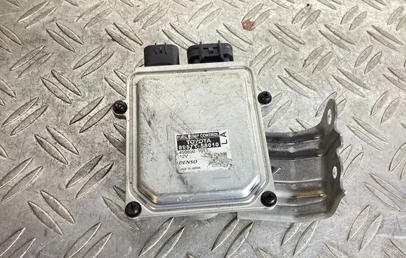 Lexus RX 450H Fuel injection pump control unit/module 8957158010 4998001011