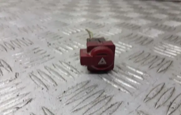 Citroen C4 I Hazard light switch