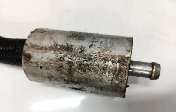 Subaru B9 Tribeca Fuel filter 