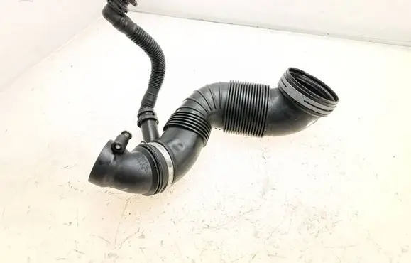 Volkswagen PASSAT CC Air intake hose/pipe 3C0129654P FB446197 3C0129654AJ