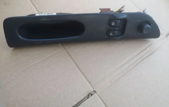 Renault Laguna I Electric window control switch 7701699597 7700417103 7700421406