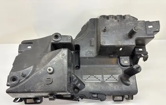 Peugeot 508 Fuse box cover 9687677280