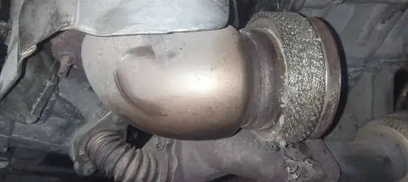Chrysler 300 - 300C Exhaust manifold