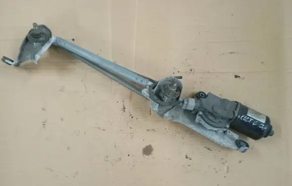 Mitsubishi Colt CZ3 Front wiper linkage and motor 8250A153 04H24A0384 MS1592006821