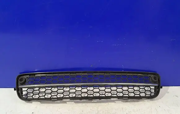 Volvo S80 Front grill 30790177