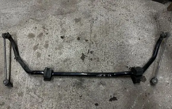 BMW 5 E60 E61 Front anti-roll bar/sway bar 15008111 7905312