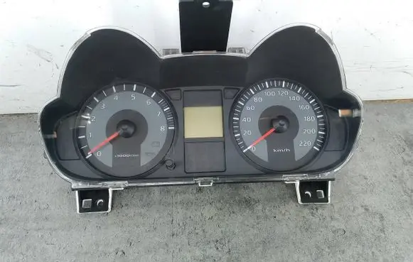 Mitsubishi Colt Speedometer (instrument cluster) 