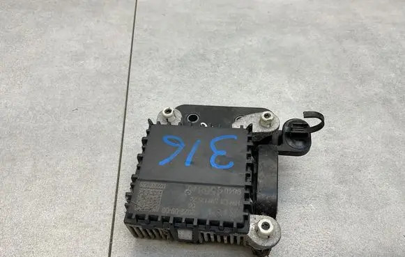 Peugeot 2008 II Distronic sensor radar 9840456880